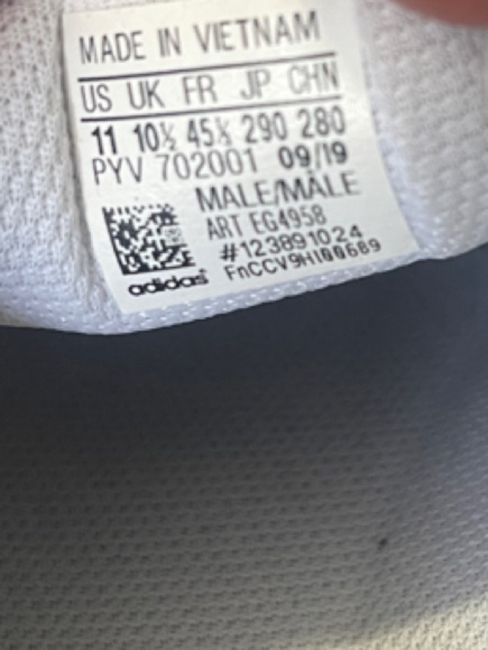adidas men’s size 11 White Sneakers with Black Stripes and Gold Accent - Picture 5 of 5